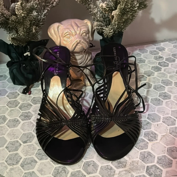 Black kenneth Cole leather strapy  sandals made in Italy size 38 1/2 size 8 - Picture 1 of 15